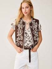 Carica l'immagine nel visualizzatore di Gallery, Gilet in gabardine con ricami, testa moro