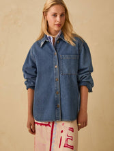 Carica l'immagine nel visualizzatore di Gallery, Camicia in denim con ricami, blue jeans
