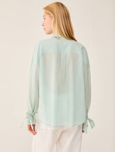 Carica l'immagine nel visualizzatore di Gallery, Blusa in voile di cotone, verde acqua