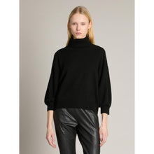 Carica l'immagine nel visualizzatore di Gallery, Maglia filato di lana vergine extrafine e cashmere cardato "MMLBREAK"
