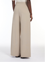 Carica l&#39;immagine nel visualizzatore di Gallery, Pantalone fluido in jersey tecnico &quot;BONN&quot;
