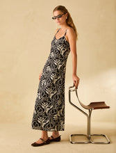 Carica l'immagine nel visualizzatore di Gallery, Slip dress in mussola ricamata, nero
