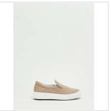 Carica l&#39;immagine nel visualizzatore di Gallery, Slip-on in lana &quot;PICCHIO&quot;
